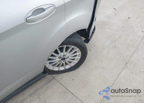 2015 Ford C-Max Hybrid Se z USA, uszkodzony, nr VIN 1FADP5AUXFL123197